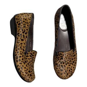 Dansko Olivia Cheetah Print Calf Hair Round Toe Slip-On Casual Loafers Sz 37 6.5